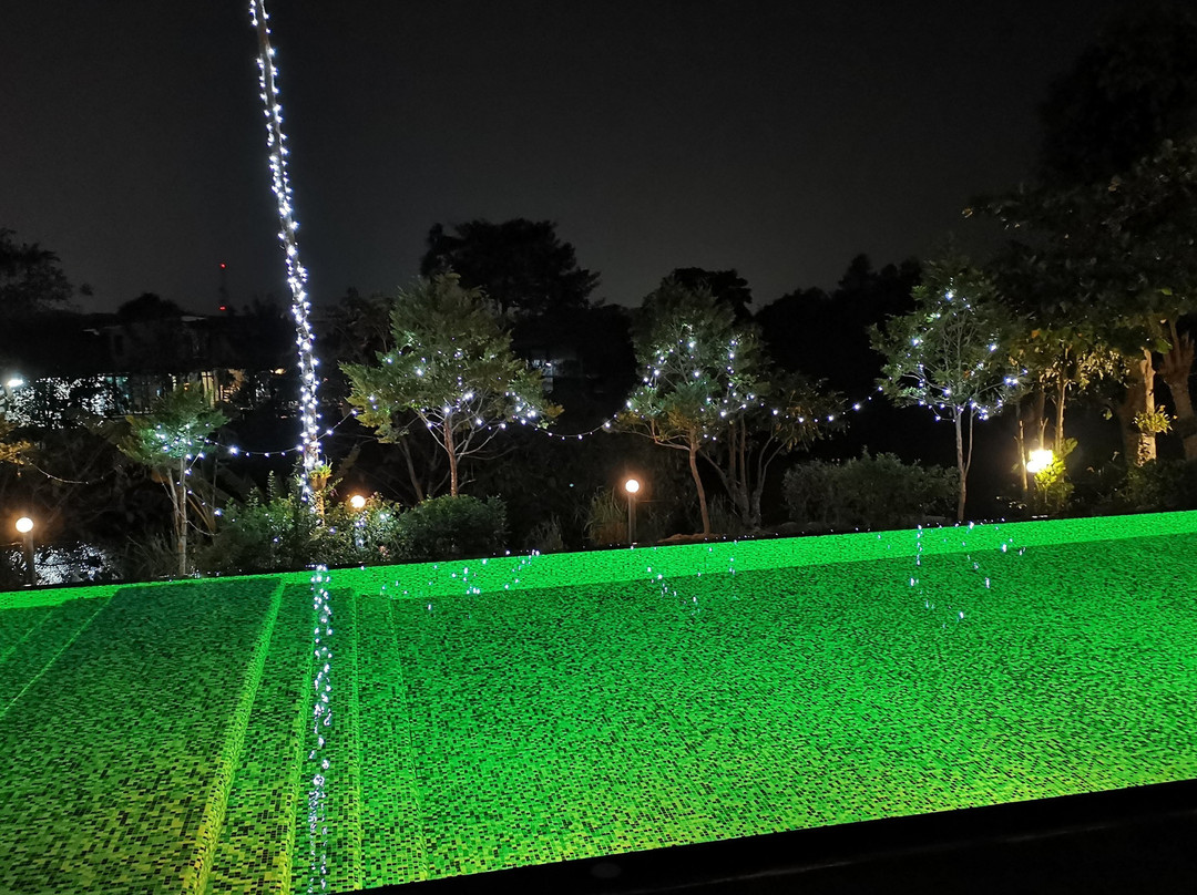 Riverawan Hotel主图