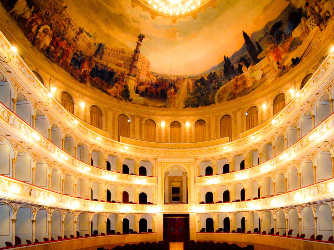 Teatro Flavio Vespasiano-列蒂必去景点