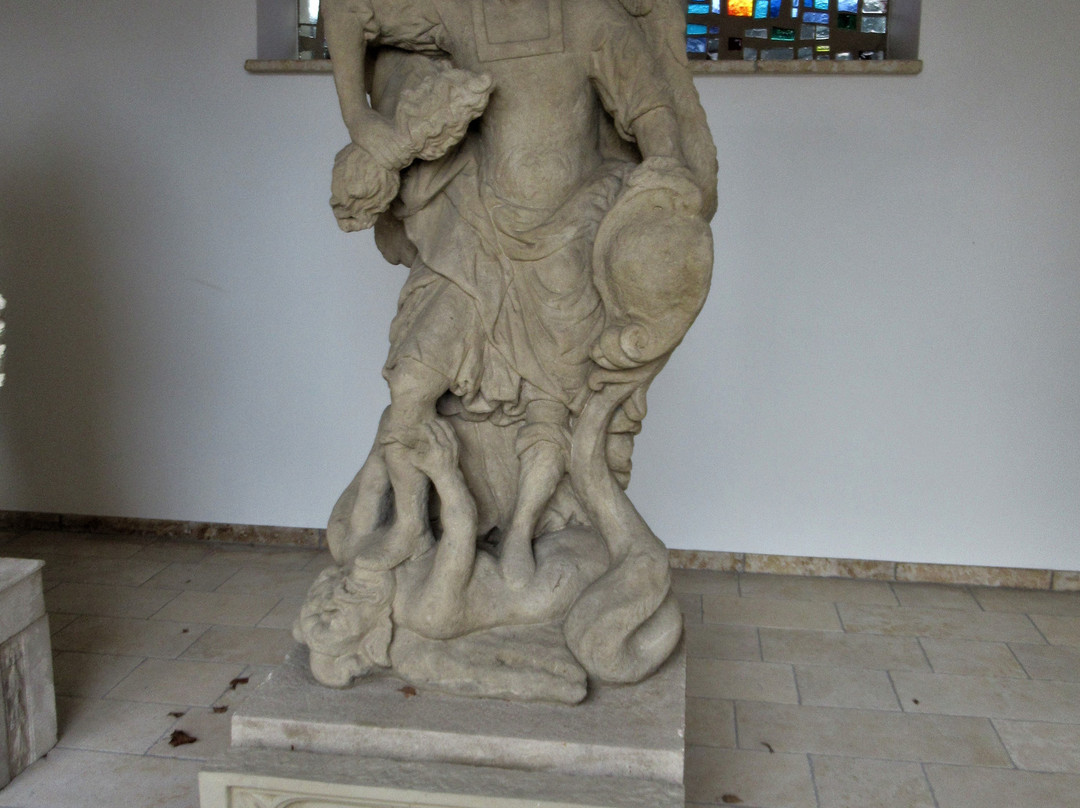 Saint Michel statue-Mondorf-les-Bains必去景点