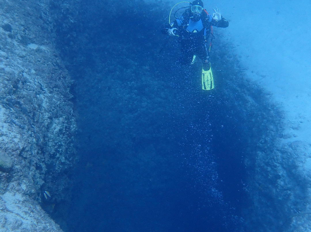Marathon Divers Club景点图片