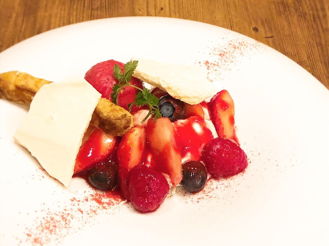 フレンチバル platto