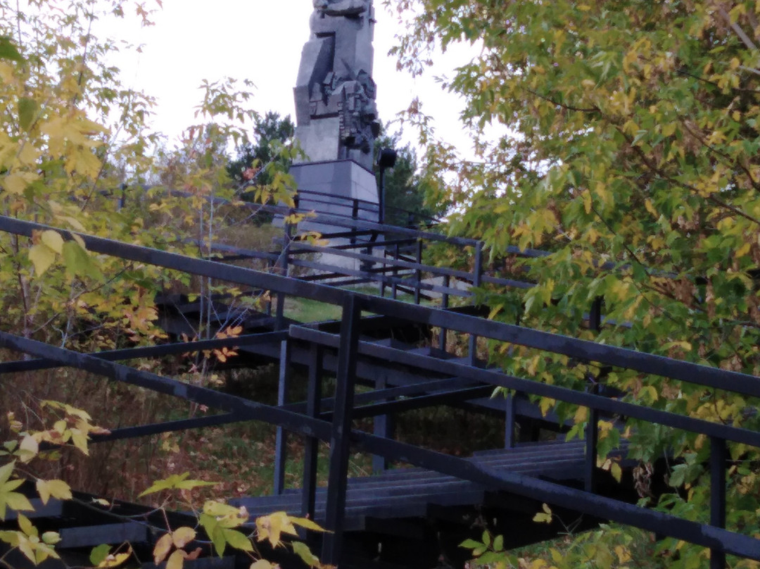 Monument to the Dead Miners-克麦罗沃必去景点