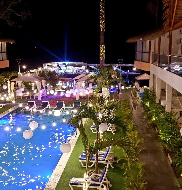 Las Hamacas Hotel主图