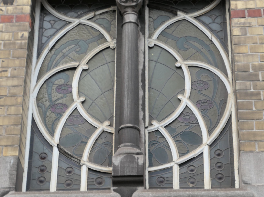 Rue Léon Bernus - Charleroi景点图片