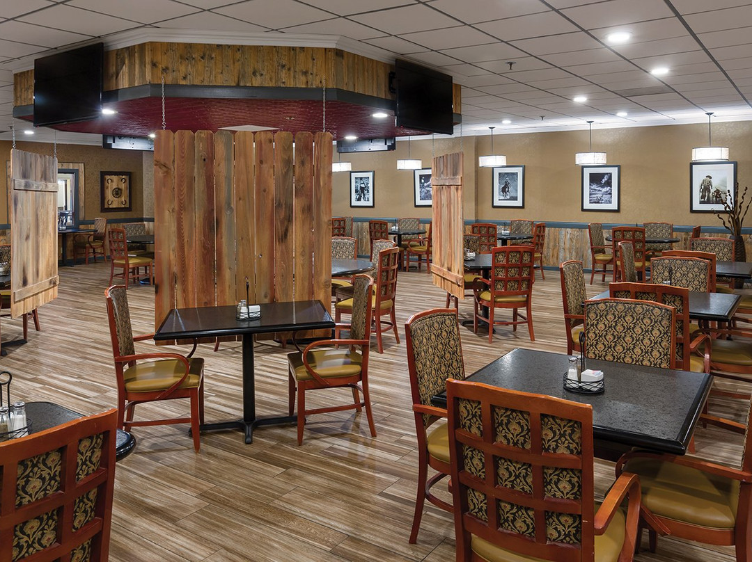 华美达酒店暨会议中心主图