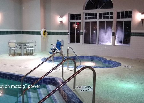 Country Inn & Suites by Radisson, Fond du Lac, WI主图