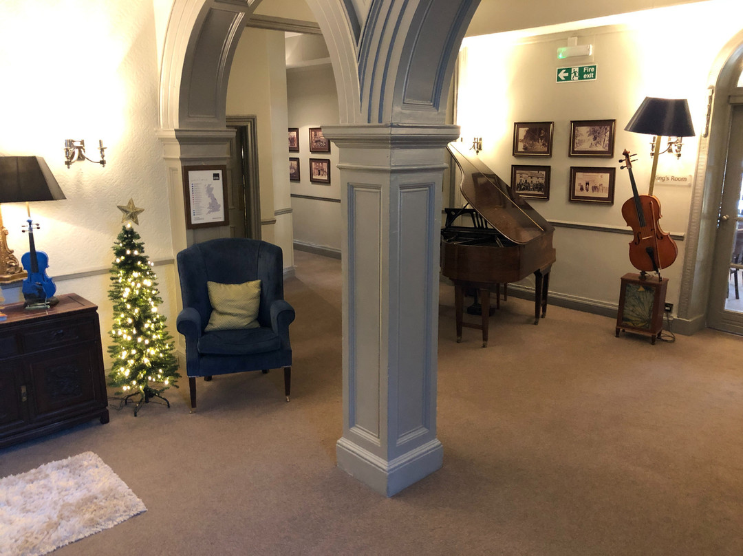 列王之首酒店主图