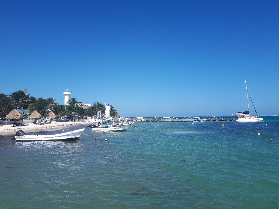 Mercado de Artesanías Puerto Morelos-从莫雷洛斯港必去景点