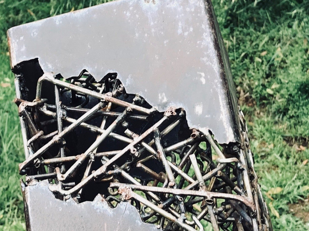 Laurie Collins Sculpture Garden-Jindivick必去景点