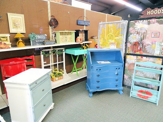 Moonlighting Antiques-Morganton必去景点