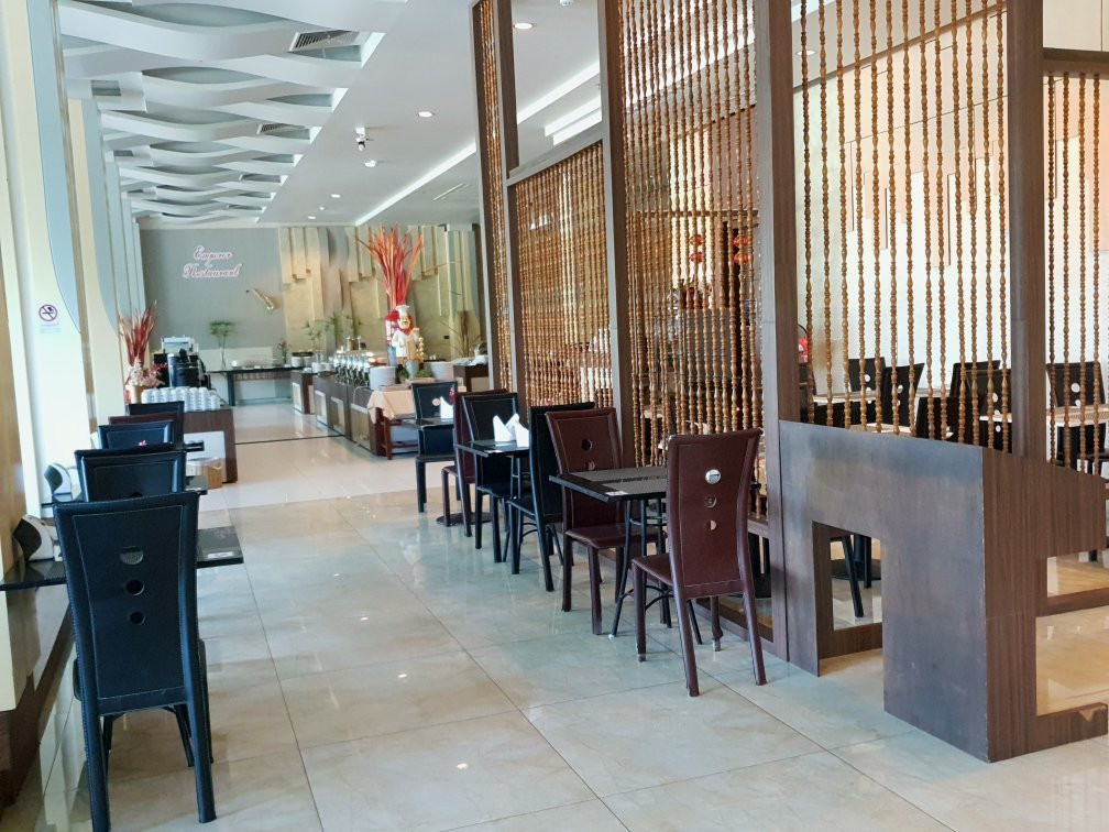 Alvarez Hotel主图