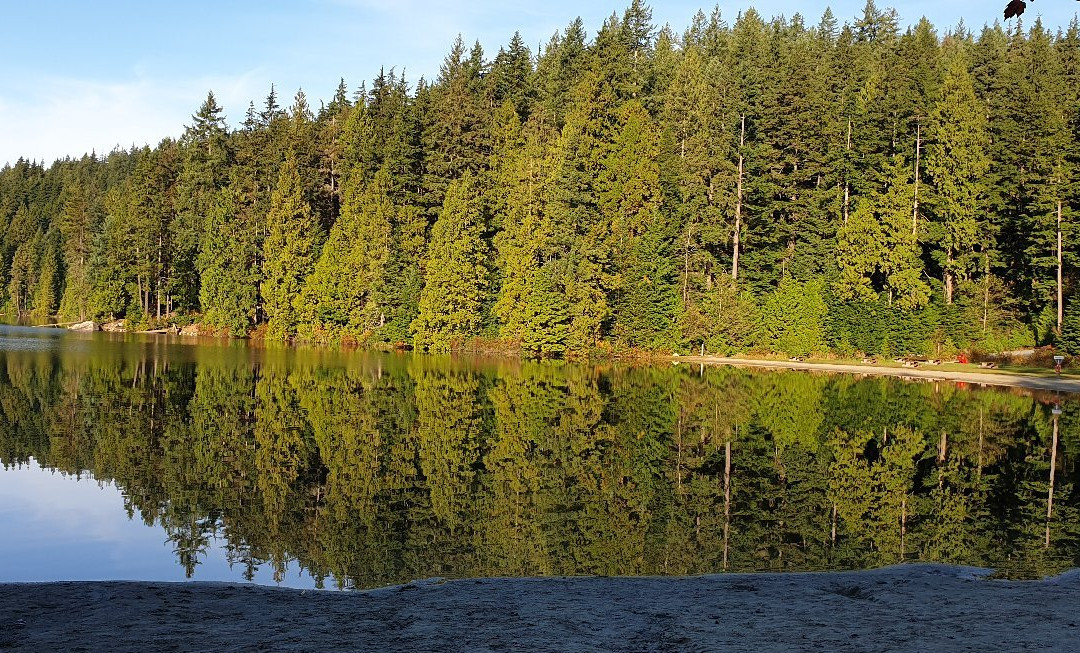 Sasamat Lake-穆迪港必去景点