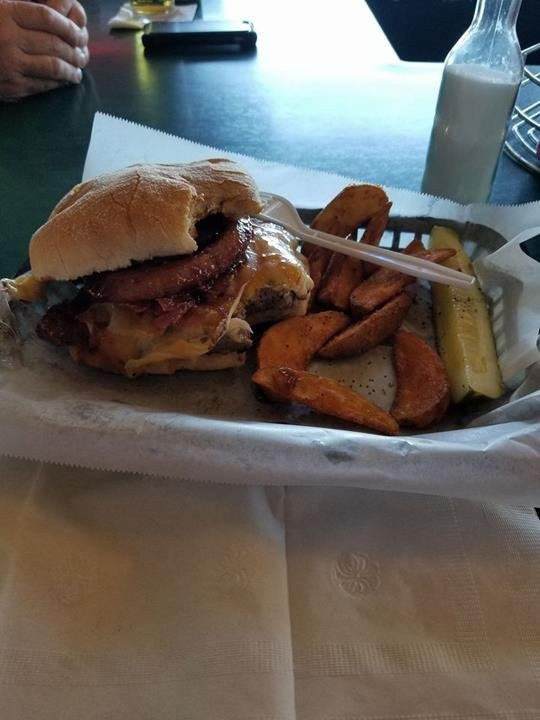 Creekview Par Three-Edgerton必去景点