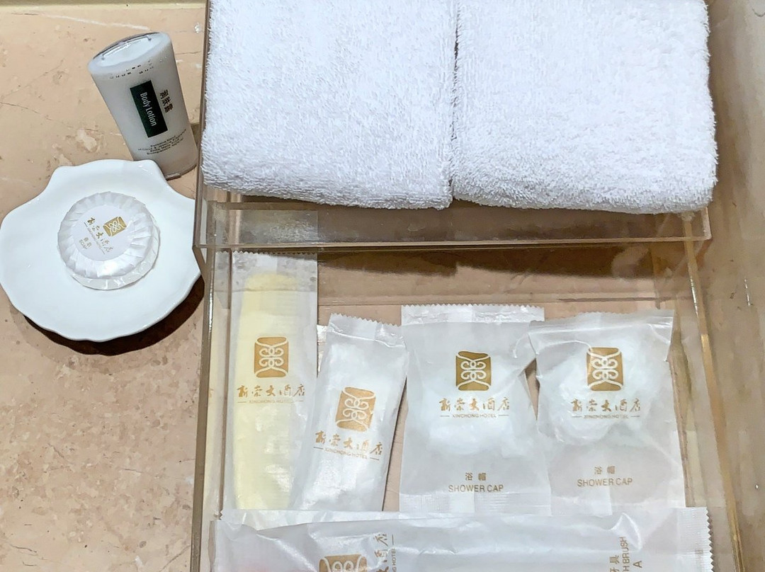 新崇大酒店主图