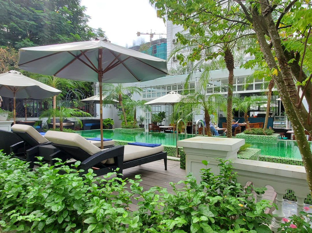 Manoir Des Arts Hotel主图