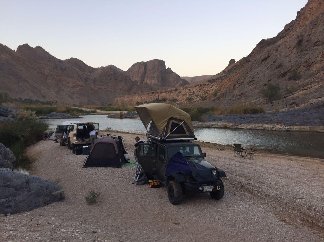 iDrive4x4 4x4 Rooftop Tent Adventures-鹿特丹必去景点