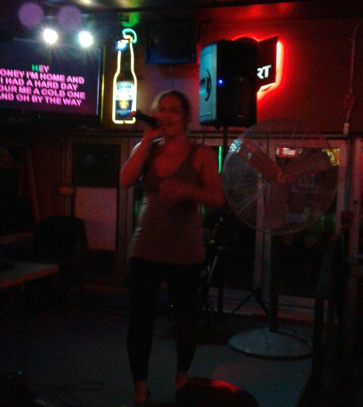 Bar Café Ô Saint-Fred-Drummondville必去景点