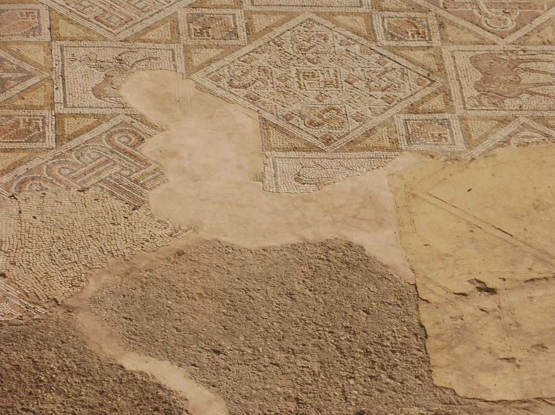 Church of St Cosmas and Damianos-杰拉什必去景点