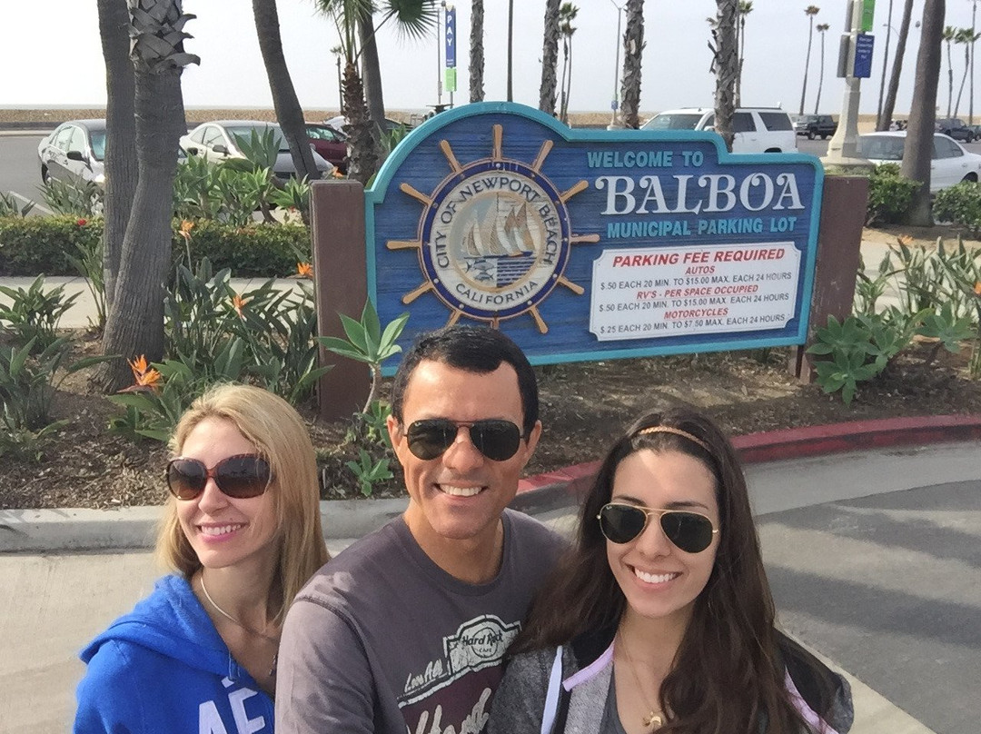 Newport Beach Pier-纽波特海滩必去景点