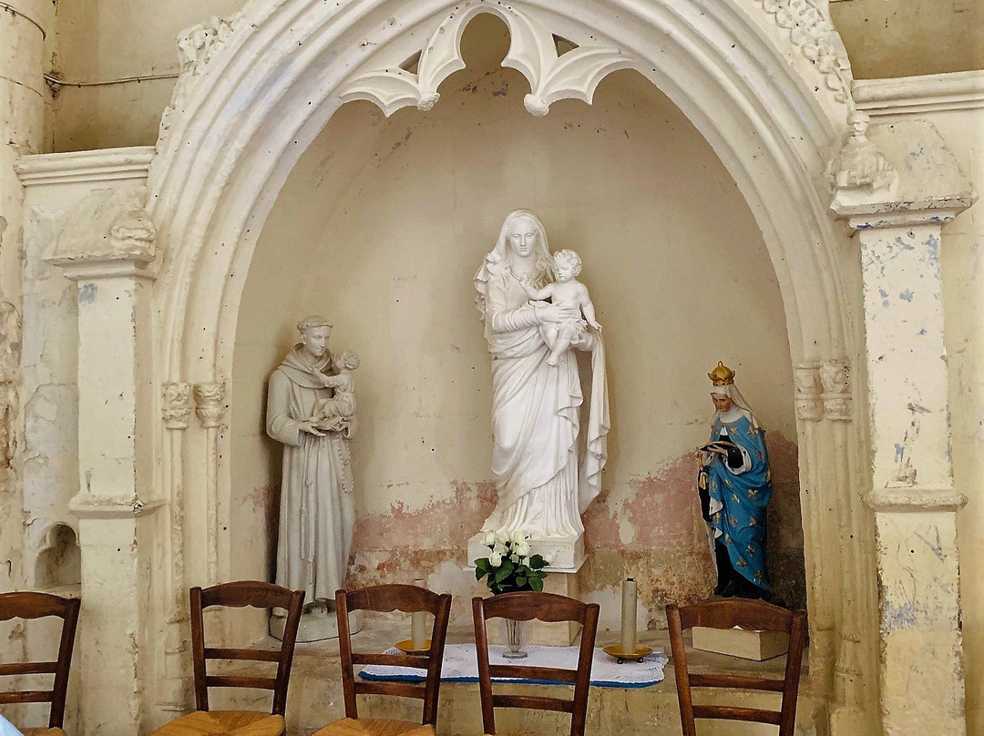 Eglise Saint-Pierre de Frontenay sur Dive景点图片