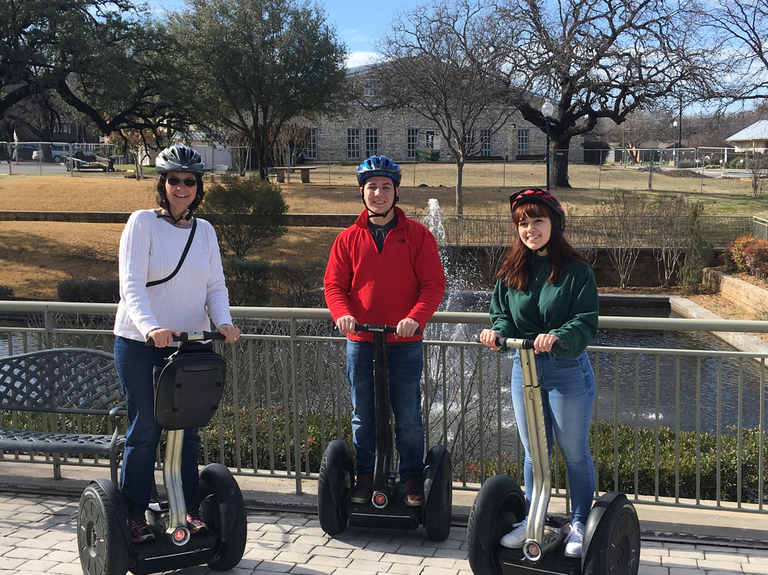 Granbury Segway Tours-格兰伯里必去景点