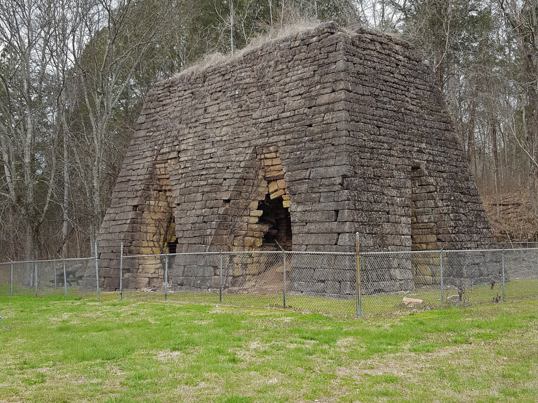 Waynesboro旅游景点-Cedar Grove Iron Furnace