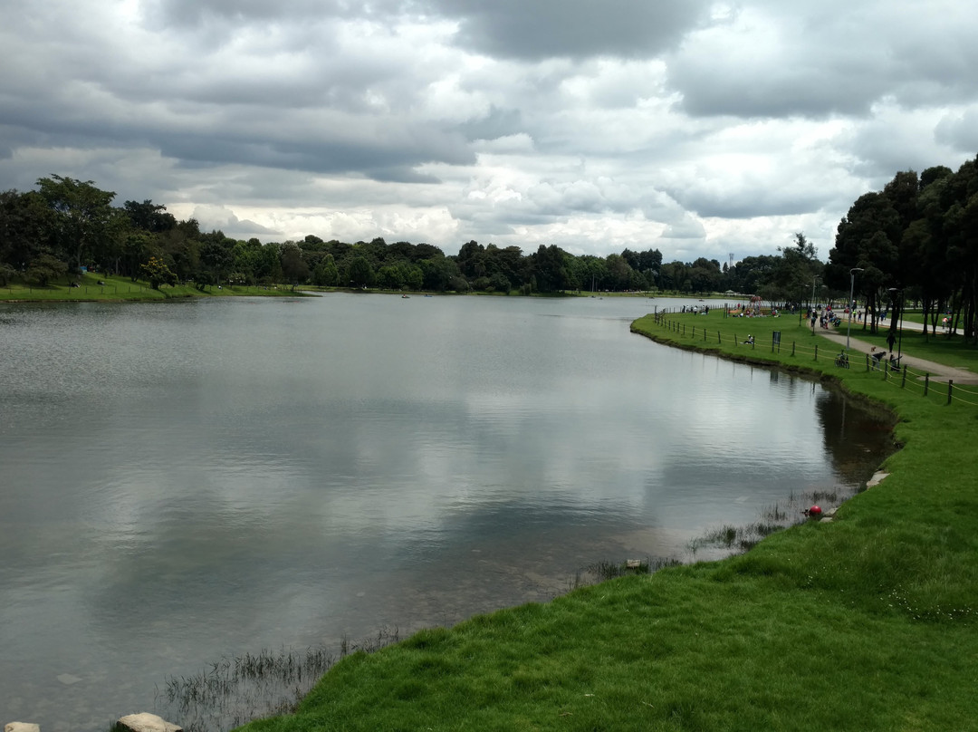 波哥大旅游景点-西蒙玻利瓦尔中央公园