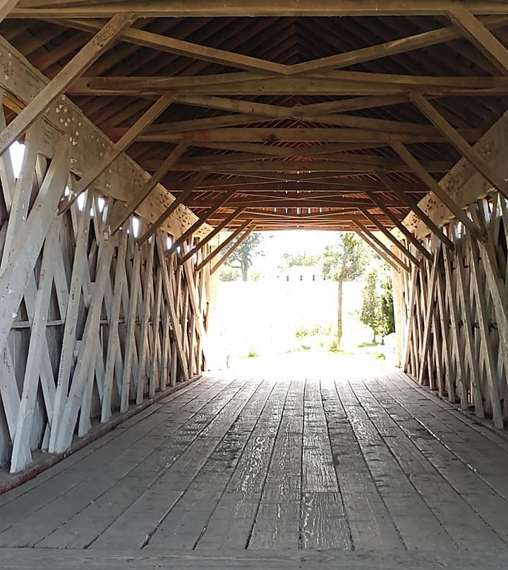 Imes Covered Bridge-Saint Charles必去景点