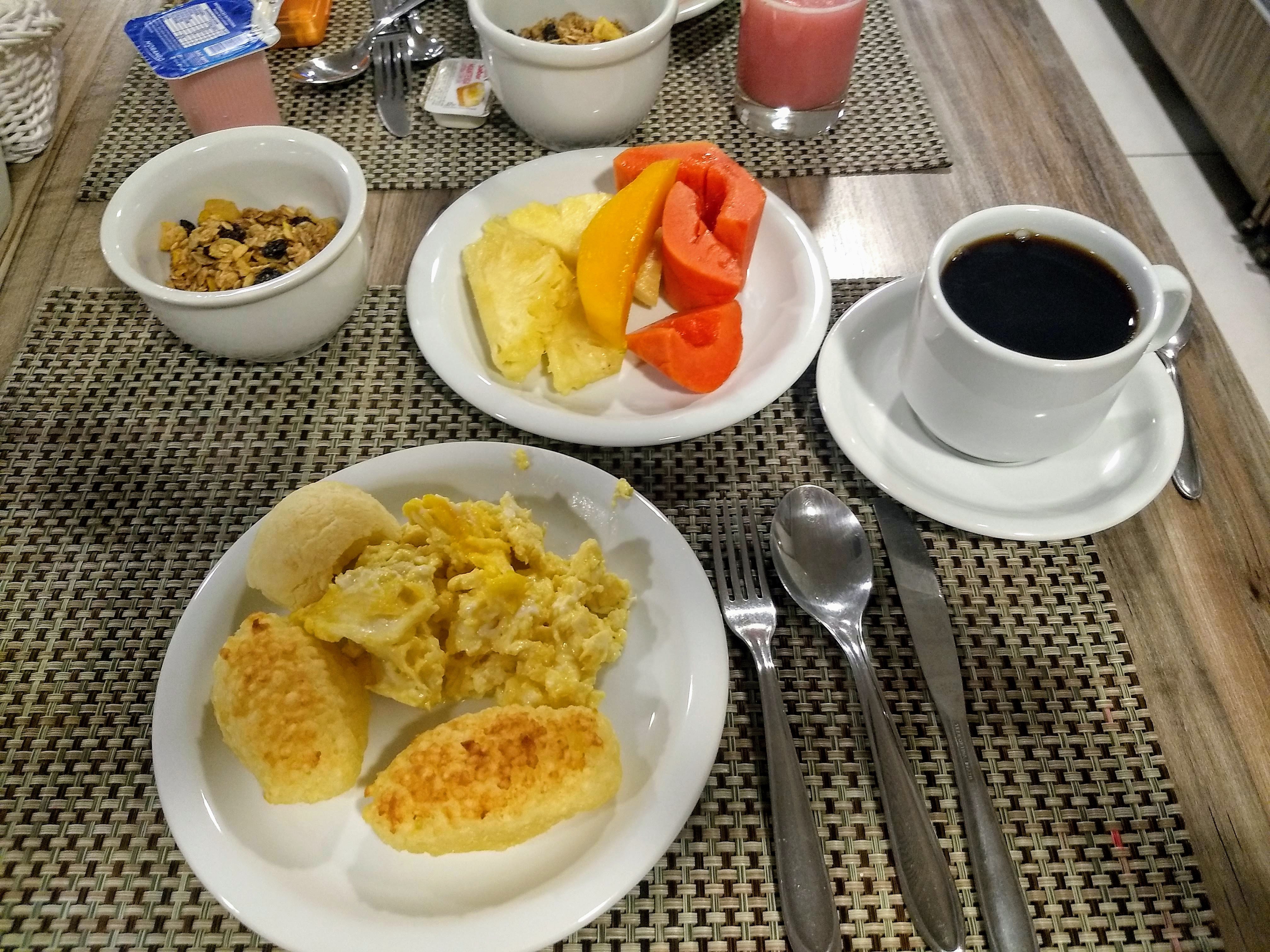 Profissionalle Hotel São Luís-餐饮