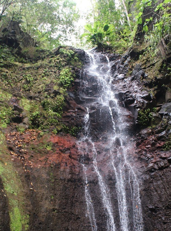 la cascade d'Anba So à Fond Lahaye