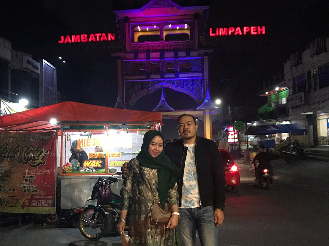 Limpapeh Bridge-武吉丁宜必去景点