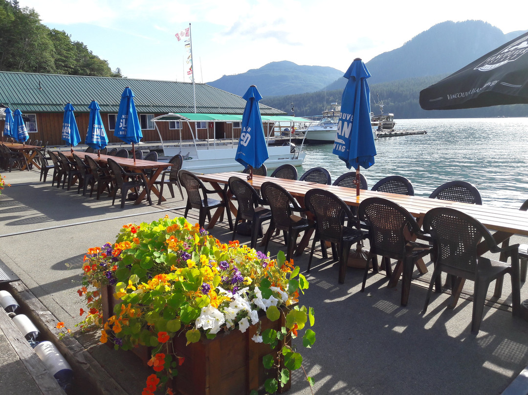 Knight Inlet Lodge主图