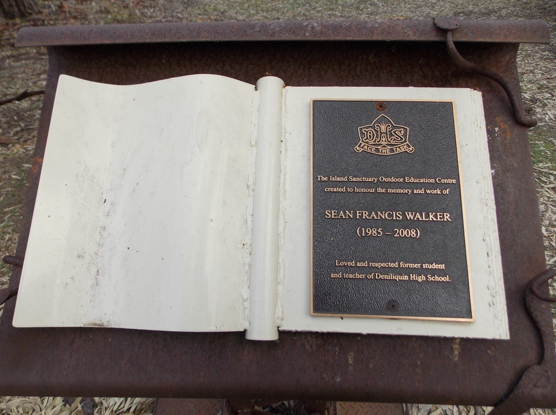 Island Sanctuary-Deniliquin必去景点