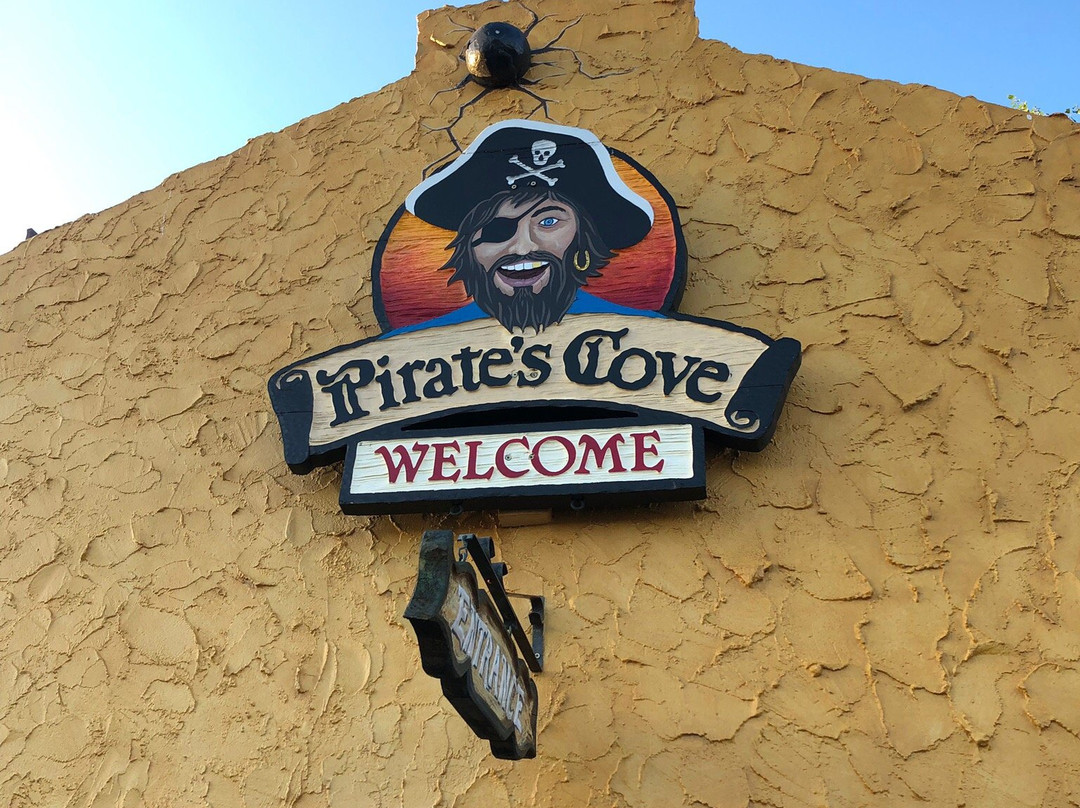 Pirate's Cove Adventure Golf景点图片