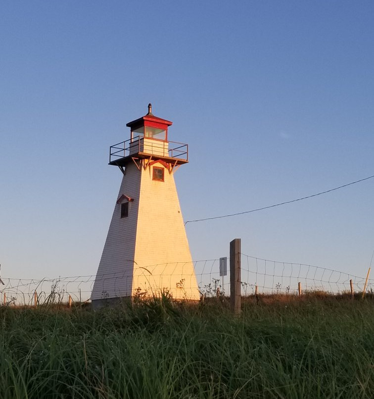 Cape Tryon Lighthouse景点图片