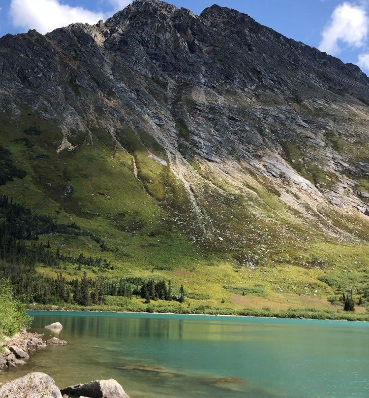 Upper Dewey Lake-史凯威必去景点