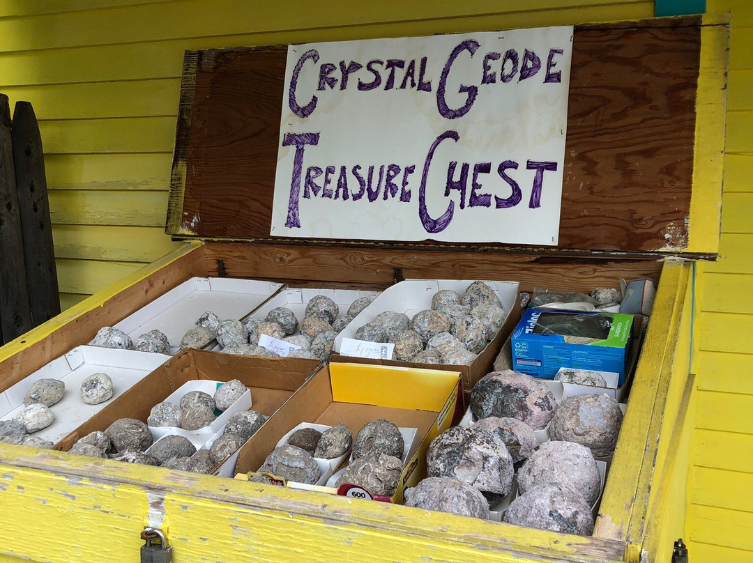 Unique Rock Shop景点图片