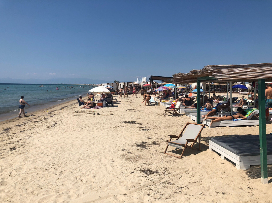 Potamos Beach景点图片