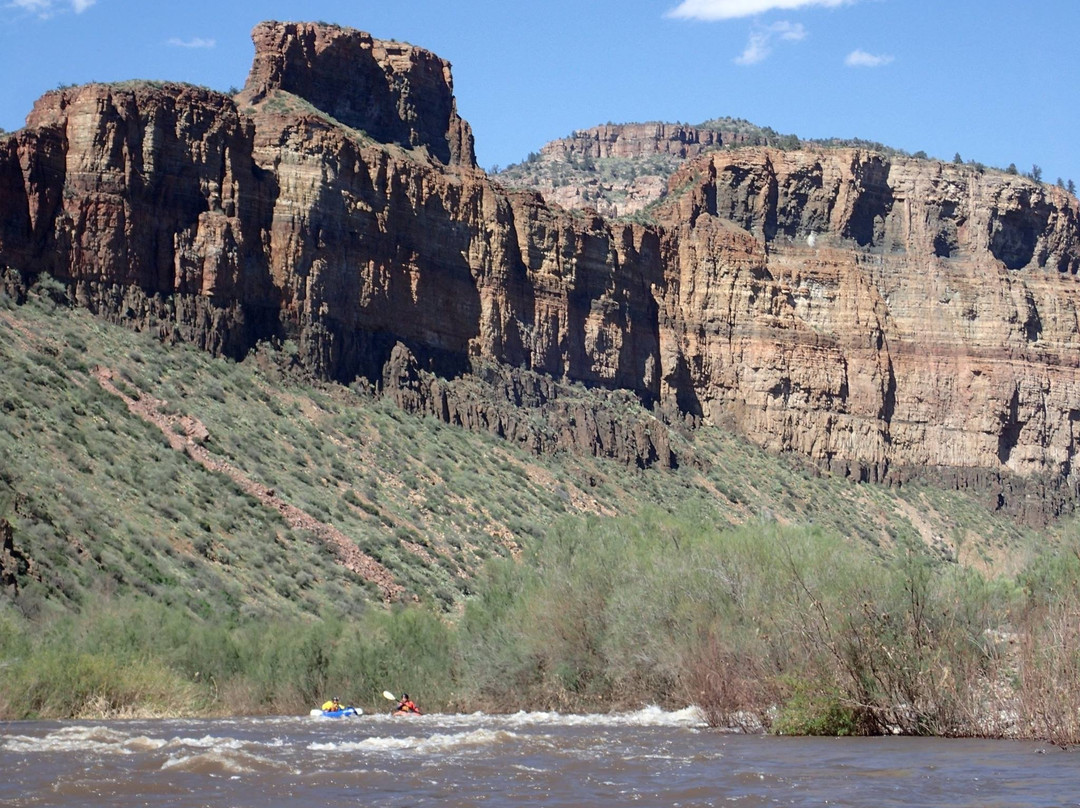 Salt River Canyon Scenic Drive景点图片