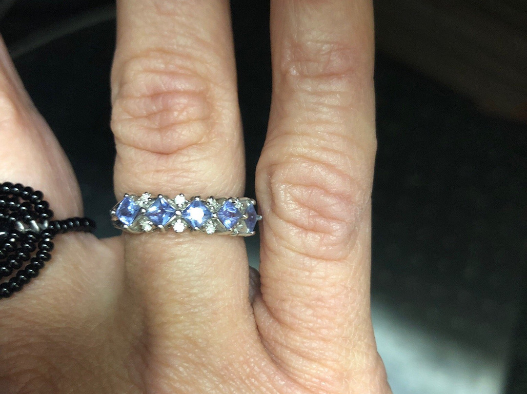 Isle of Jewels-阿鲁沙必去景点