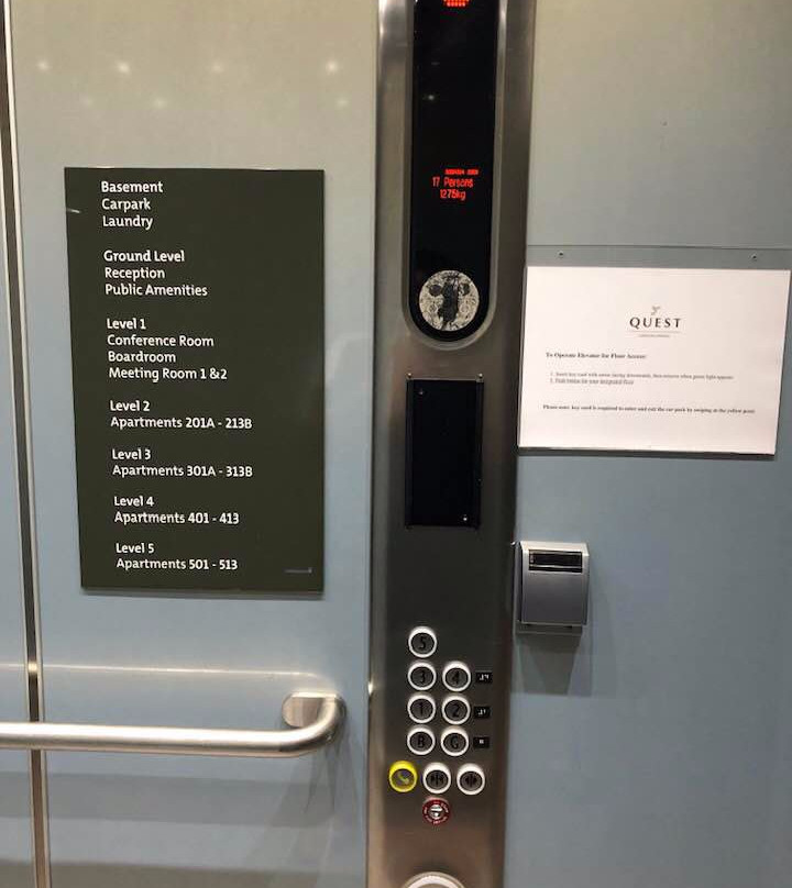 奎斯特卡罗琳泉酒店主图