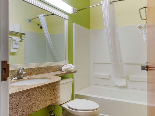 Quality Inn & Suites主图