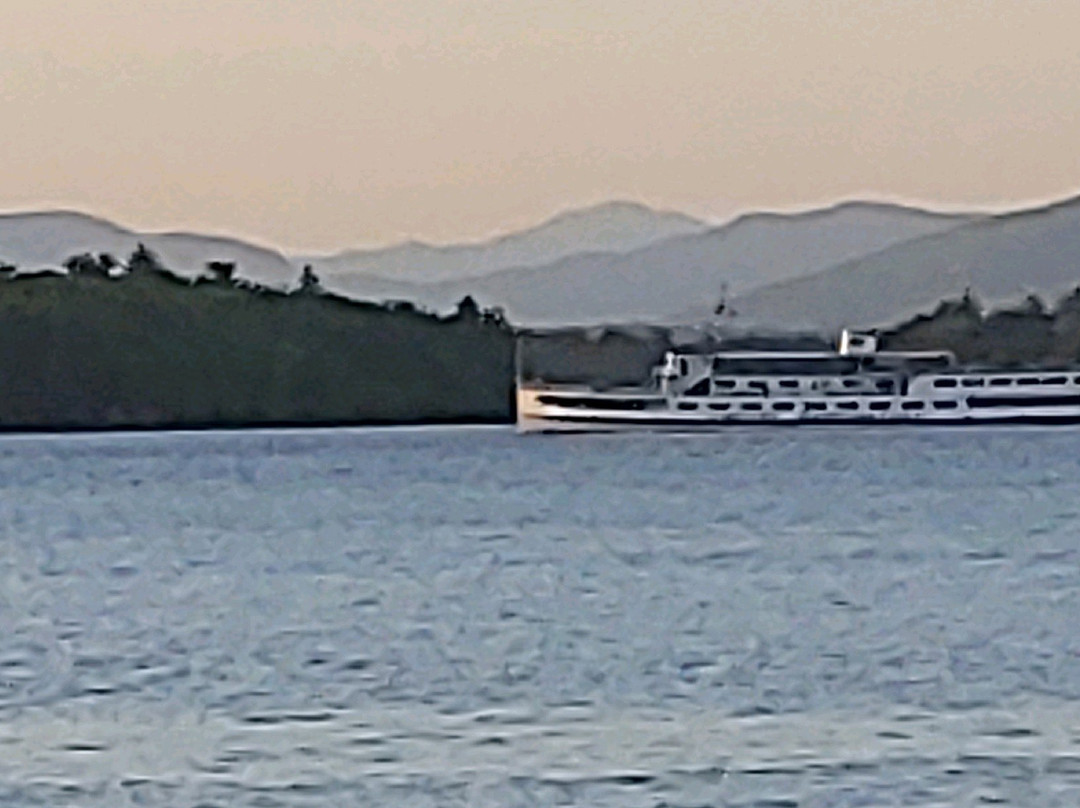 Belknap Point Inn主图