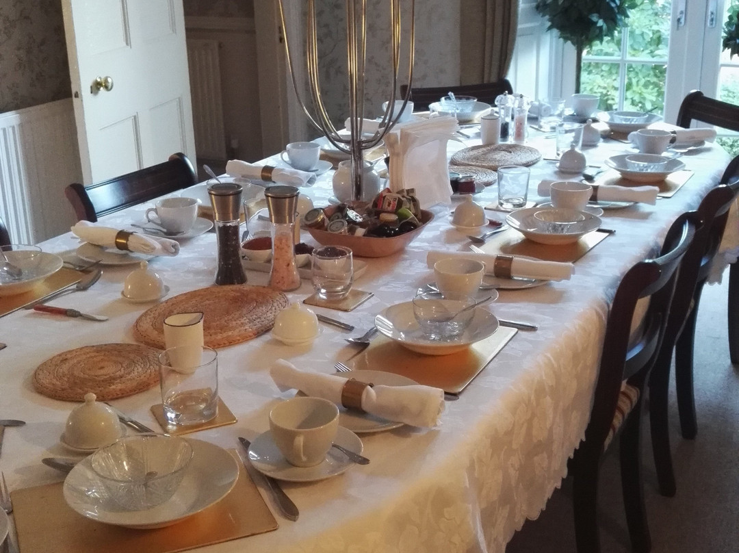 Inglewood House主图