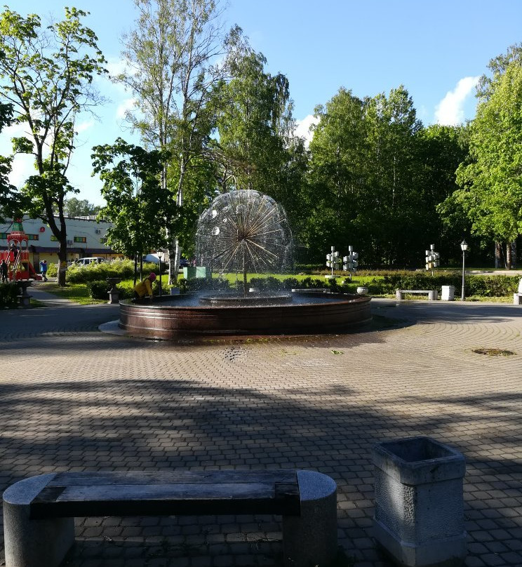 Dandelion Fountain景点图片