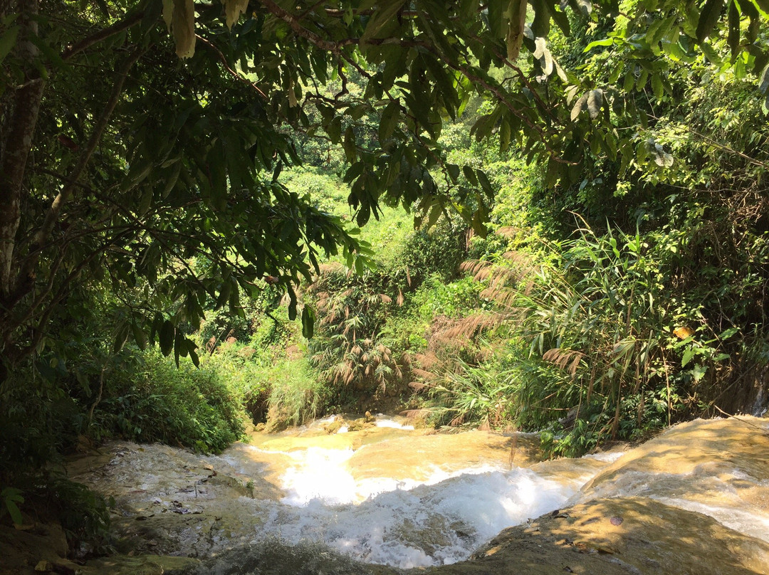 Les Bains de Hieu Ecolodge主图