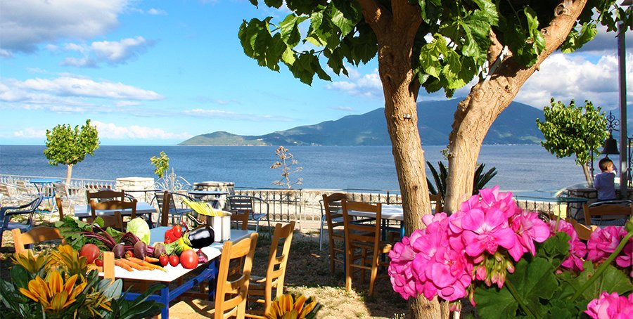 Taste Kefalonia Food Experience at Sea Rock ws-阿吉亚埃菲米亚必去景点