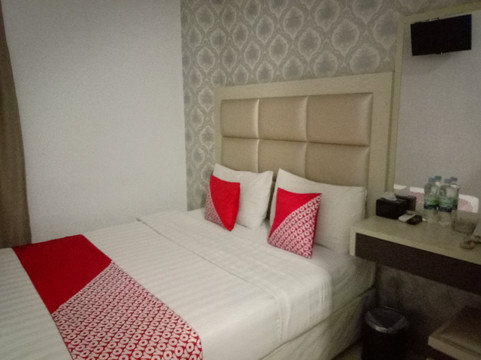 676 NASA Hotel主图