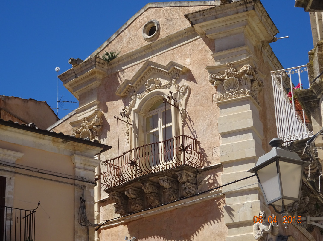 Palazzo Cosentini景点图片