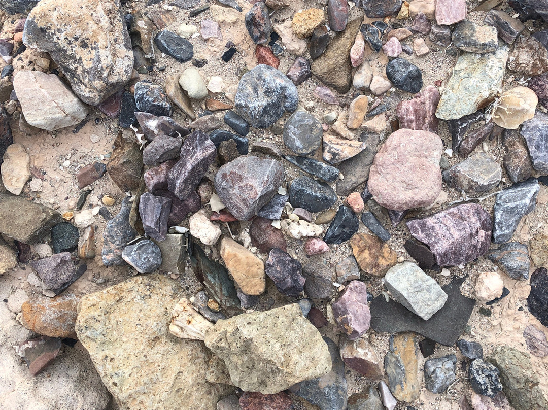 Kit Fox Hills-Stovepipe Wells必去景点